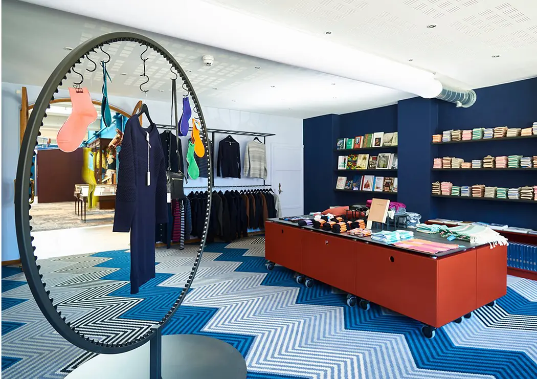 5.om højhuset_0001_tekstilmuseets-butik